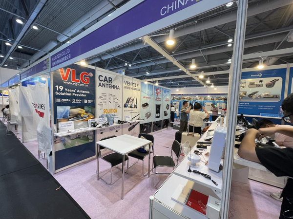 leading the new trend of technology-VLG shines at the Hong Kong Global Resources Consumer Electronics Show leading the new trend of technology-VLG shines at the Hong Kong Global Resources Consumer Electronics Show