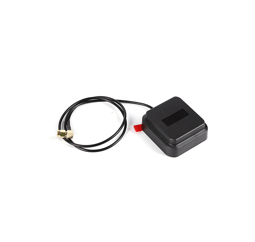 High accuracy L1+L5 GNSS Antenna for Vehicles